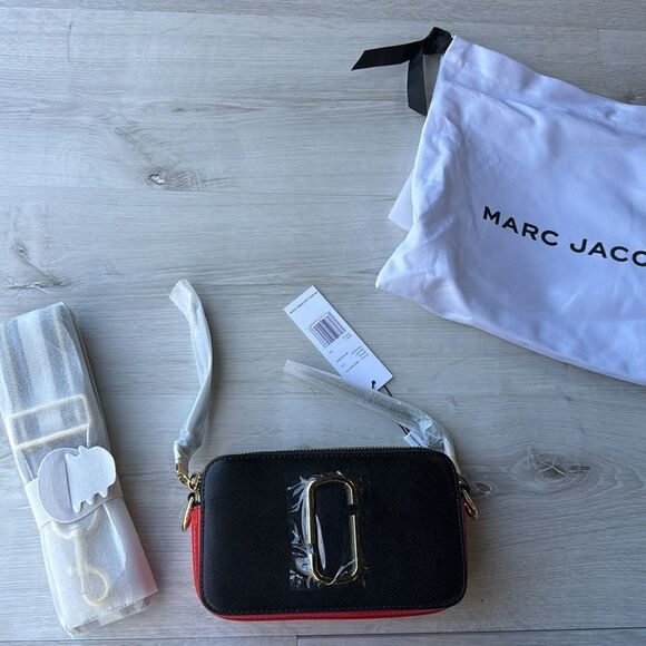 MARC JACOBS the snapshot camera bag red/black NWT in packaging - Picture 9 of 11